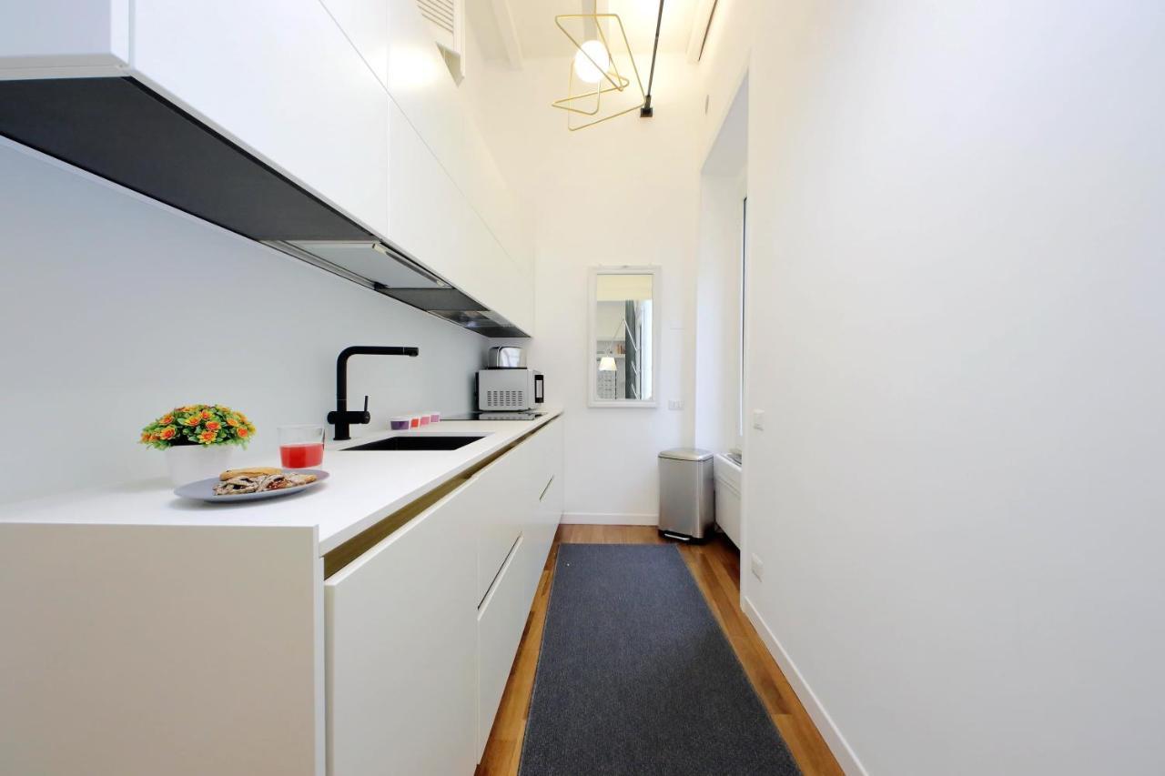 4Bnb - Serpenti Delightful Apartment Rome Luaran gambar