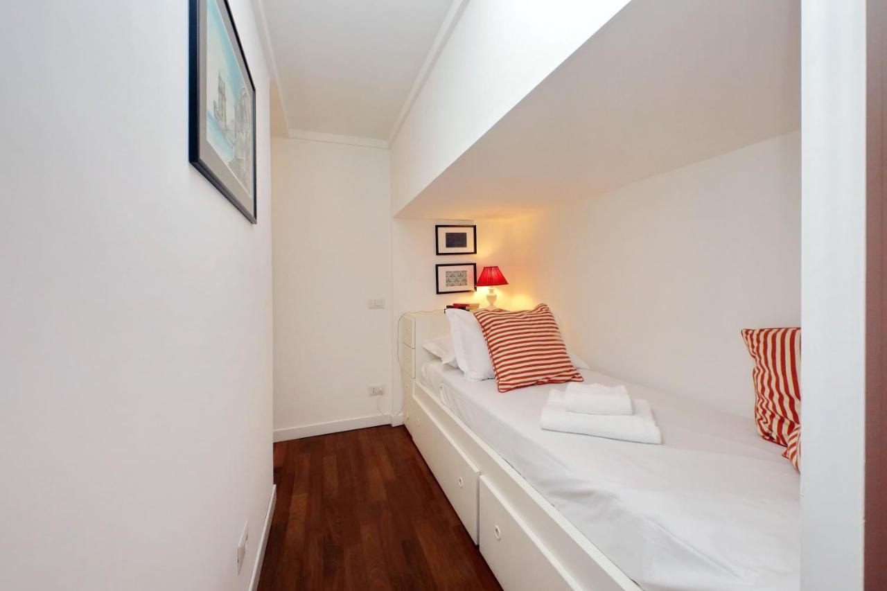 4Bnb - Serpenti Delightful Apartment Rome Luaran gambar