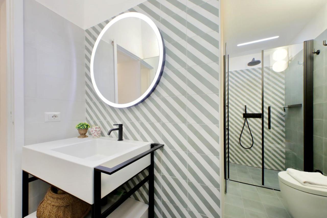 4Bnb - Serpenti Delightful Apartment Rome Luaran gambar