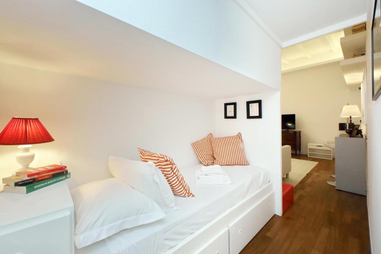 4Bnb - Serpenti Delightful Apartment Rome Luaran gambar