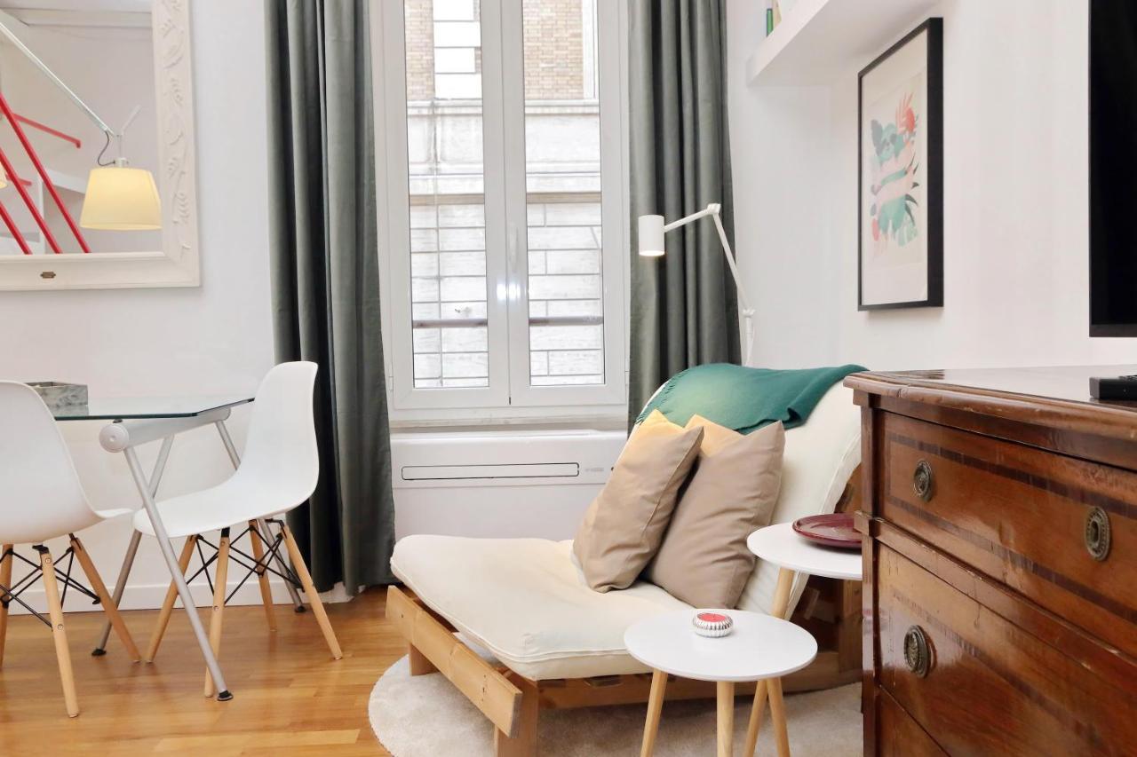 4Bnb - Serpenti Delightful Apartment Rome Luaran gambar